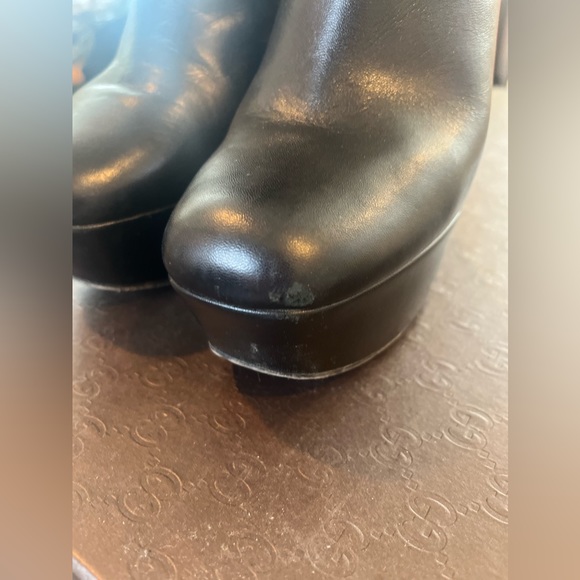 Gucci // Claudie Runway Platform Bootie // Size 36.5 - Picture 7 of 13